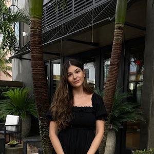 Meet your Posher, Rebeca